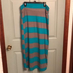 3/$18♥️Maxi Skirt